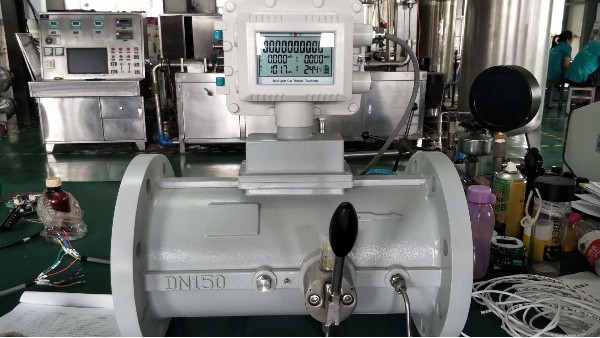 两台DN150气体涡轮流量计准备发货-今年会